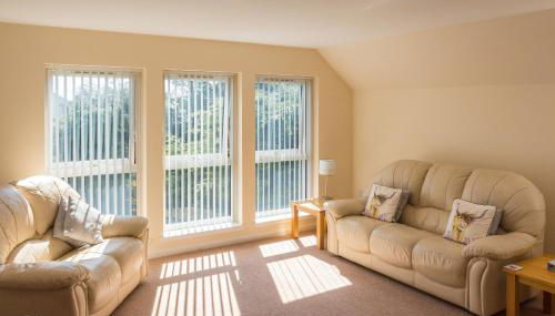 Seaview Apartment - Photo 2