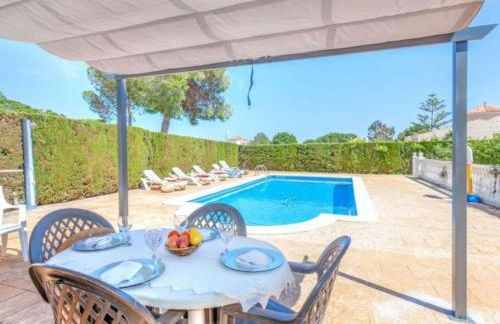 AMPLIO CHALET CON GRAN PISCINA - Foto 14