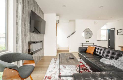 Stylish Urban Retreat w Rooftop Deck - Foto 25