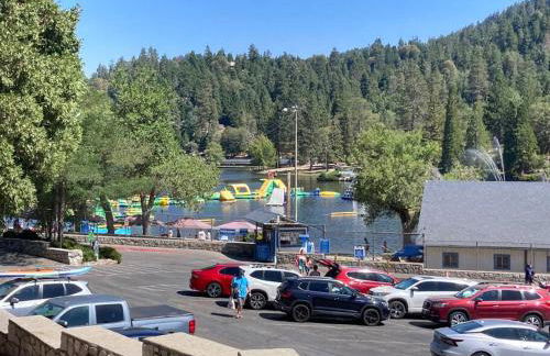 Cozy 3BR Dog-Friendly Cabin- Level 2 EV Chgr - Photo 11