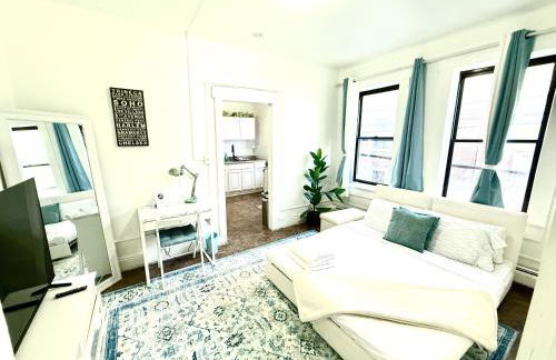 7-14 mins to Times Square, Rare unit! - Foto 13