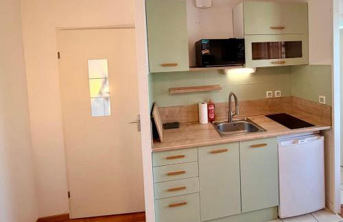 Y&E - Gare SNCF - Cité Congrès - Centre - Parking - Foto 7