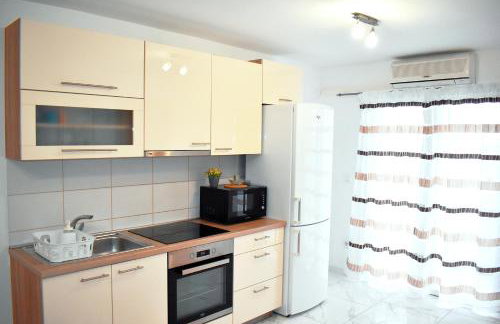 Apartmani Lovrenčić - Foto 74