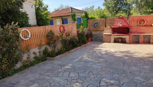 DIMITRIS EYRIAKIS COTTAGE - Photo 3