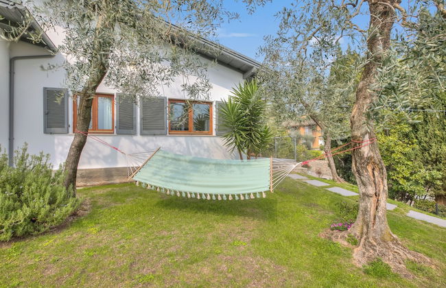 Relais Nanzello Garda Living 1 - Foto 20