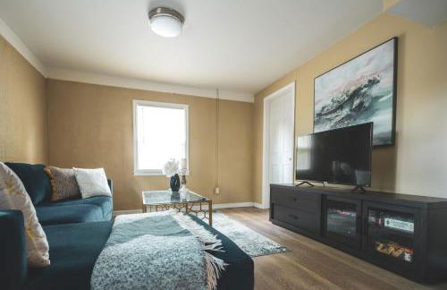 Spacious Home with Pet-Friendly Yard - Foto 1