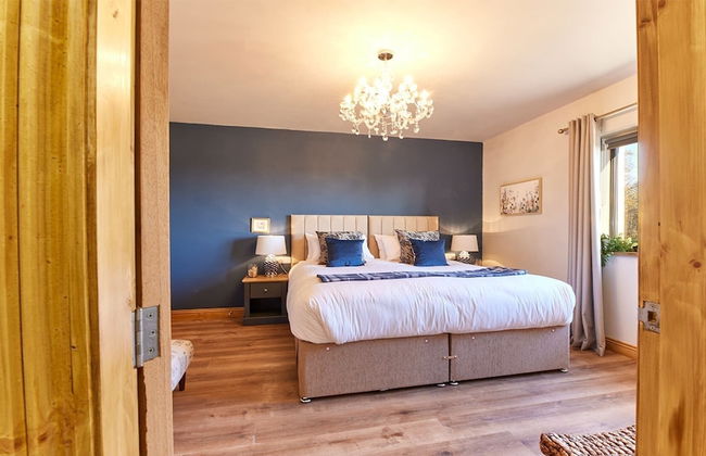 Host Stay The Parlour - Photo 11