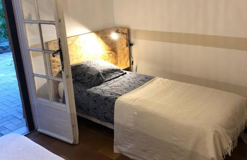 villa spacieuse piscine jacuzzi 8 chambres 16 couchages - Foto 23