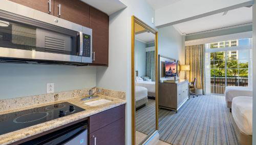 Charming 5 Star Condo Unit Situated at Ritz Carlton-Key Biscayne - Foto 5, stove