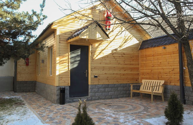 Bellissimo Garden Villa - Photo 1