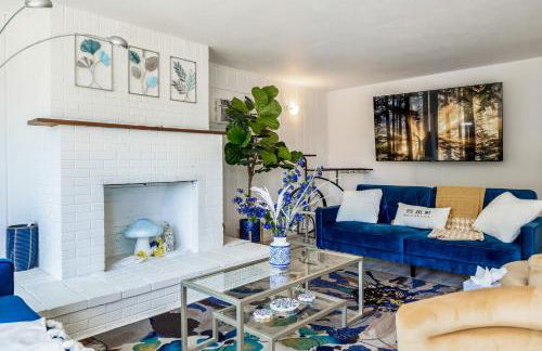 Fresh & Comfy House with Hot Tub, Pool Table, & BBQ - Foto 7