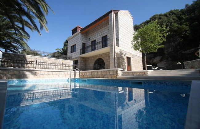 Villa on an Exclusive Location in Dubrovnik With Pool - Foto 1