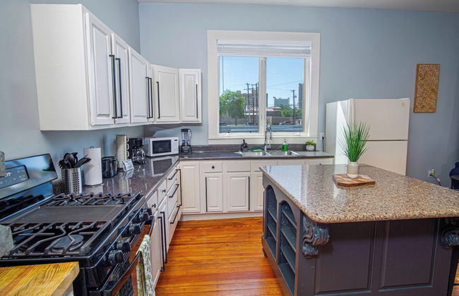 Stunning 3br/2ba Haven in Downtown's Heart - Foto 8