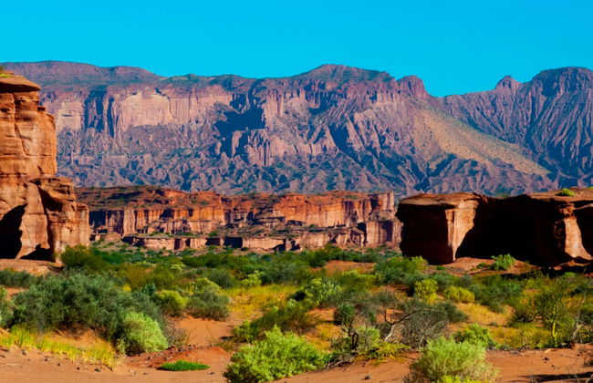 Talampaya Canyon or Don Eduardo Gorge Hiking Tour - Foto 1