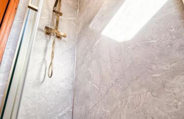 Inverness Holiday House - 2 Bedroom - Photo 16