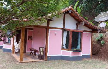 Chalé Araras Itaipava - Refúgio na Serra ,natureza ,clima fresco , ar puro - Foto 17