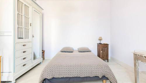 Meublé de tourisme courts séjours déplacements professionnels - Foto 3, wardrobe