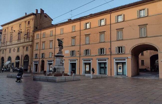 Storia Antica e Recente di Bologna: Un Tour Audio Senza Guida - Foto 6