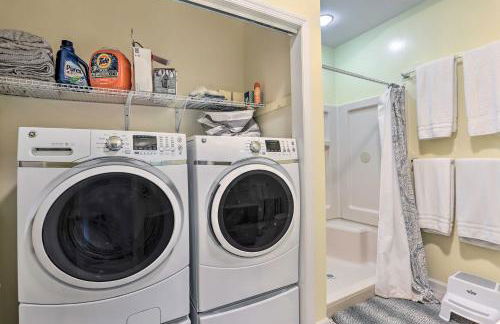 Spacious Lakefront House With a Private Dock - Foto 29