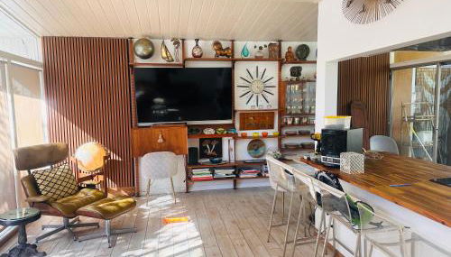 LOOK and BOOK! Midcentury Modern Home near Beach! - Photo 2
