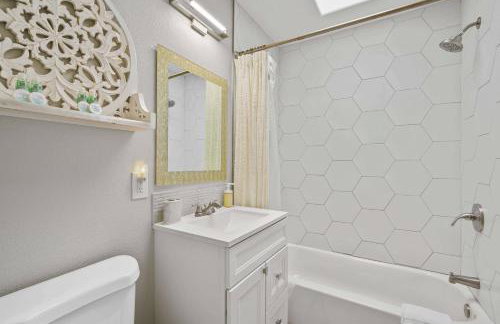 Beach-2-Bay 2br - Beach - AC - Patio - Foto 11