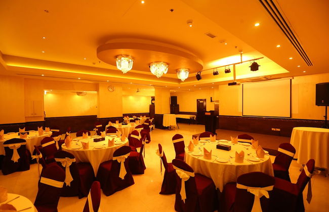 Dunes Hotel Apartments Oud Metha - Photo 52