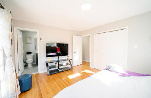 Spacious 10BR 5BA Free Parking Minutes to DC with Pool - Foto 51