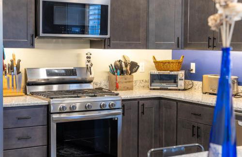 Deep Creek Retreat Hot Tub 85 inchTV all one level - Foto 22