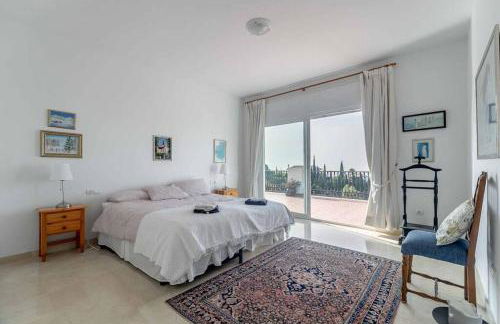 49-Exclusive Villa With Private Pool & Breathtaking Views in Mijas! - Photo 26