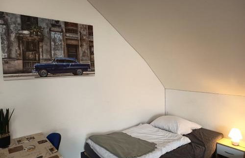 IN VILLA APARTMENT 56 qm Check-in,free parking, WIFI , TV, FULL KITCHEN - Foto 4