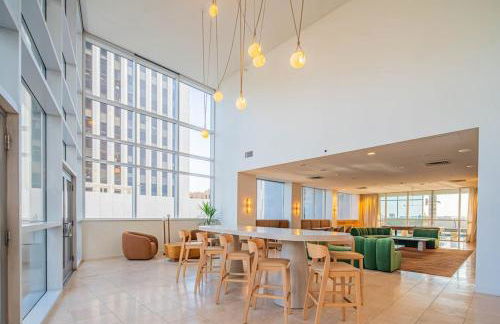 Sky Terrace DT HighRise, Gym, Pool, Parking, W-D,Golf - Photo 10