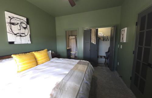 Walk to Bars and Restaurants in Fountain Square - Foto 15