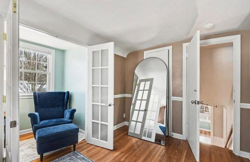 3-Bedroom House Near Notre Dame with Parking - Foto 34