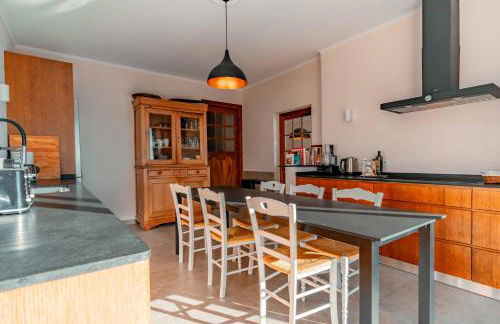 Le mas du roulier, villa provençale chic, 320m2 au calme avec vue 180 sur puy de Dôme - Foto 23