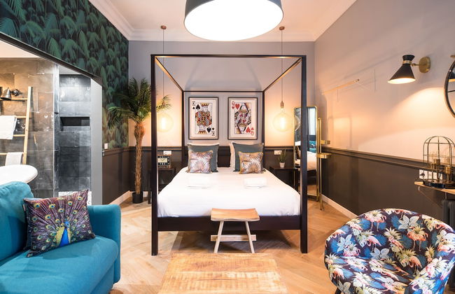 The Royal Elysée Suite - Photo 5