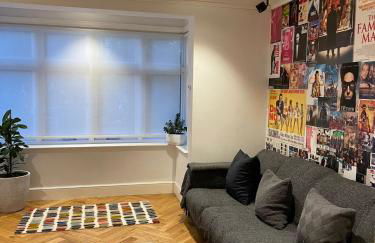 Charming Family Home near Richmond Park - Foto 15