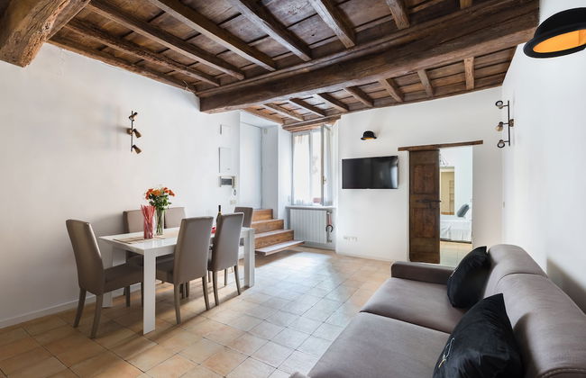 A World Aparts - Largo Argentina Apartments - Photo 15