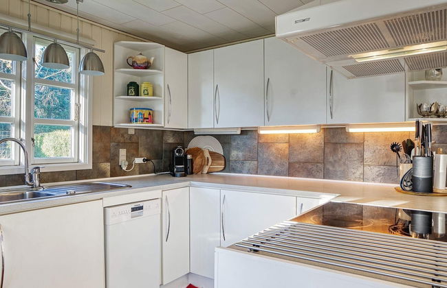 6 Person Holiday Home in Skibby - Foto 4