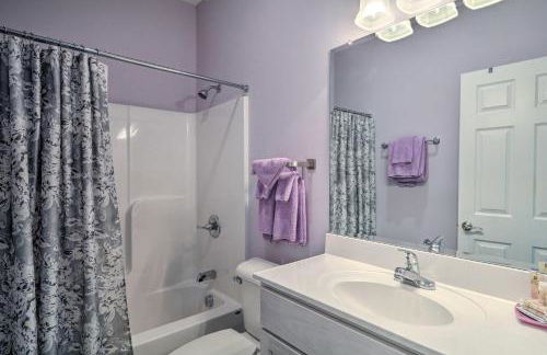 Relax Fireside! Retreat 16 Mi to Camelback Resort - Foto 18