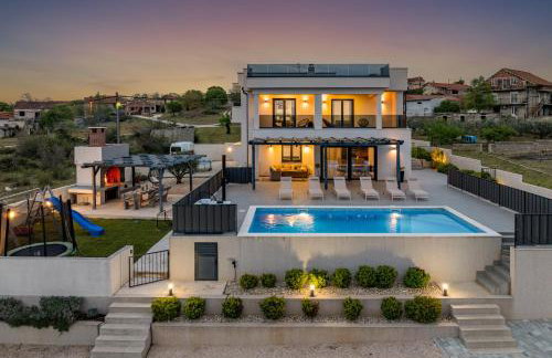 Villa Katarina with pool and jacuzzi - Foto 1