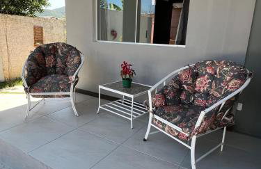 Casinha com área externa - Foto 7