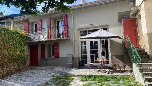Maison Familiale Style Chalet - Centre village - Foto 1
