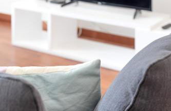 Modern 2 bedroom apt 20 min from city center - Foto 6