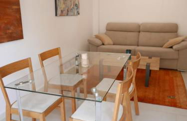 Natural park, terrace and pool - Photo 6