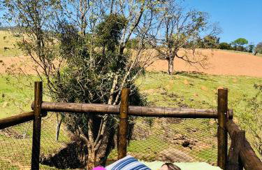 Chalé Na coruja e Chalé Encanto com BANHEIRA com AQUECEDOR e hidromassagem 7,5km centro Águas com COM CAFÉ, internet Starlink - Foto 58