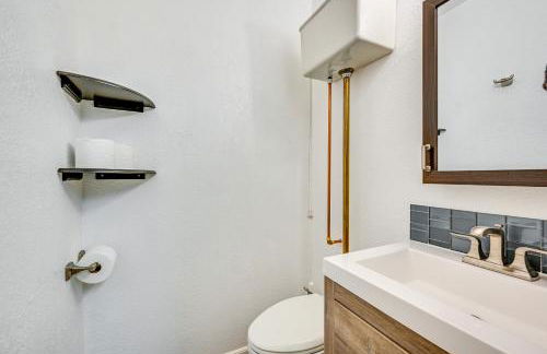 Furnished Deck and Forest Views Pine Retreat! - Foto 18