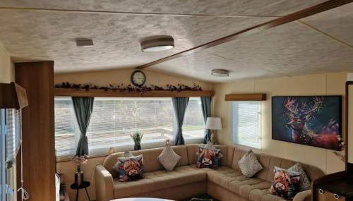 Caravan - Sleeps 8- Countryside Retreat - Foto 2, furniture