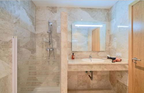 Holidays2Malaga Heroe de Sostoa con piscina junto Estacion AVE y playa - Foto 14