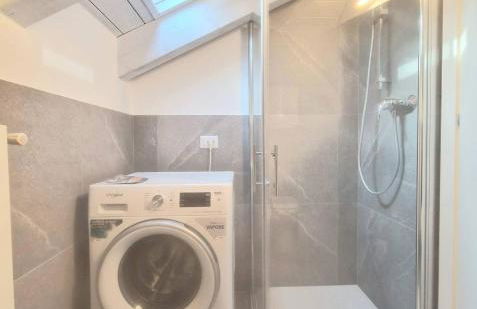 Modern Viggi Suite Home - Photo 14