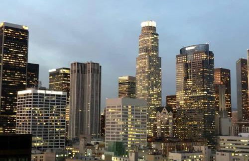 Snazzy 3BR Apt Hollywood with Pool & Spa - Foto 4